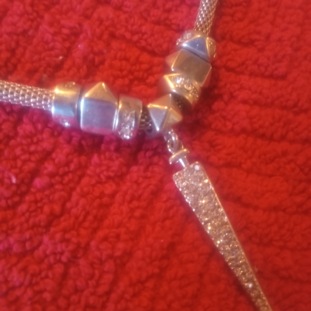 Necklace - Picture 3 of 5